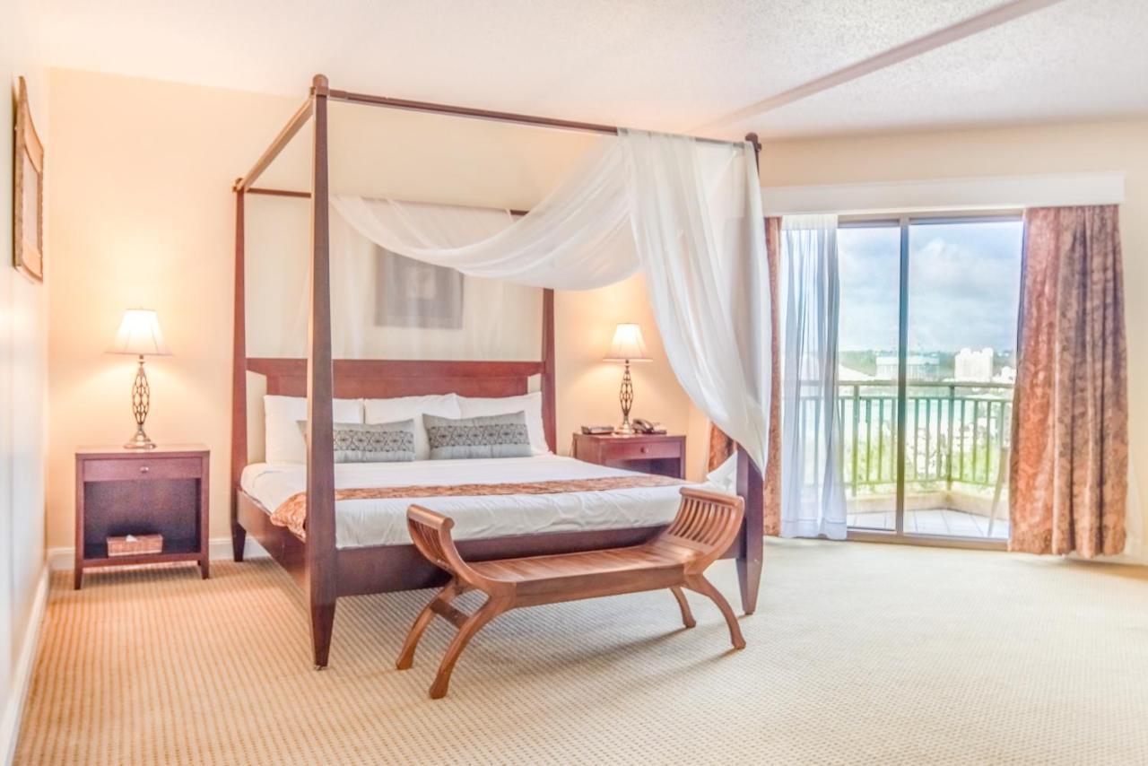 Holiday Resort & Spa Guam Tumon Exterior foto